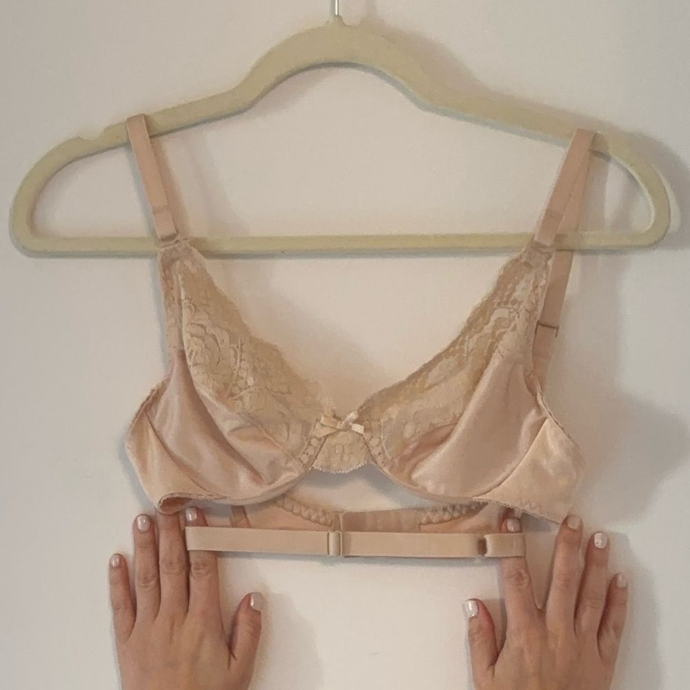 🎀 Vintage 🎀 Bra Lingerie JCPenney Elegant Cream Beige Lace Trimmed Size 32 C